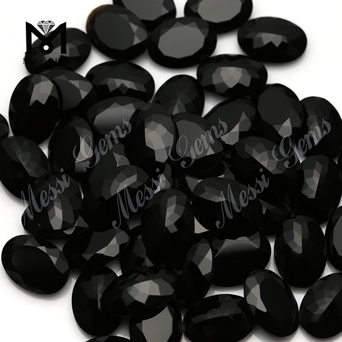material de piedras preciosas naturales ónix negro facetado ovalado de China