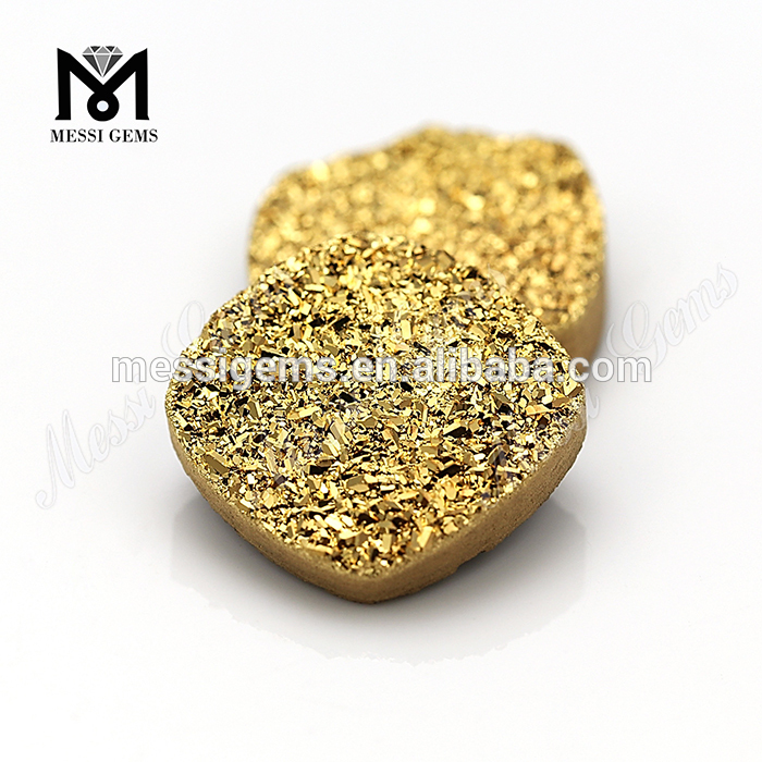 Piedra de ágata druzy color baño de oro en forma de cojín