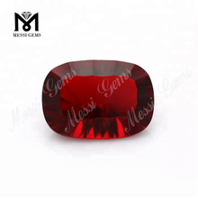 Precio de fábrica de Wuzhou Cojín de arte lapidario Corte cóncavo Piedras de vidrio de color rojo