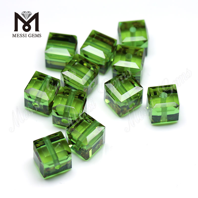 Gemas de vidrio sueltas de piedra de cambio de color transparente cortadas a máquina