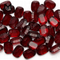 Precio de fábrica de Wuzhou Cojín de arte lapidario Corte cóncavo Piedras de vidrio de color rojo