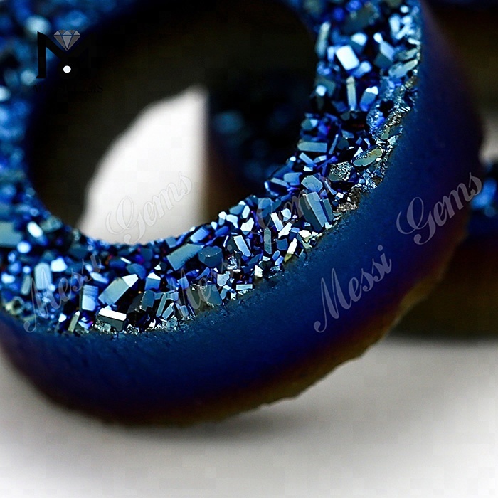 Piedra de ágata druzy natural con forma de neumático de color azul al por mayor