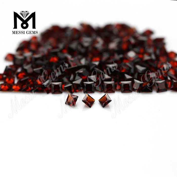 Piedra de granate cuadrada de calidad limpia de Guangzhou 3x3mm Piedra de granate rojo natural