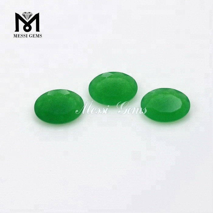 Precio al por mayor Cuarzo verde Corte ovalado 10 * 14 mm Piedras preciosas de jade sueltas