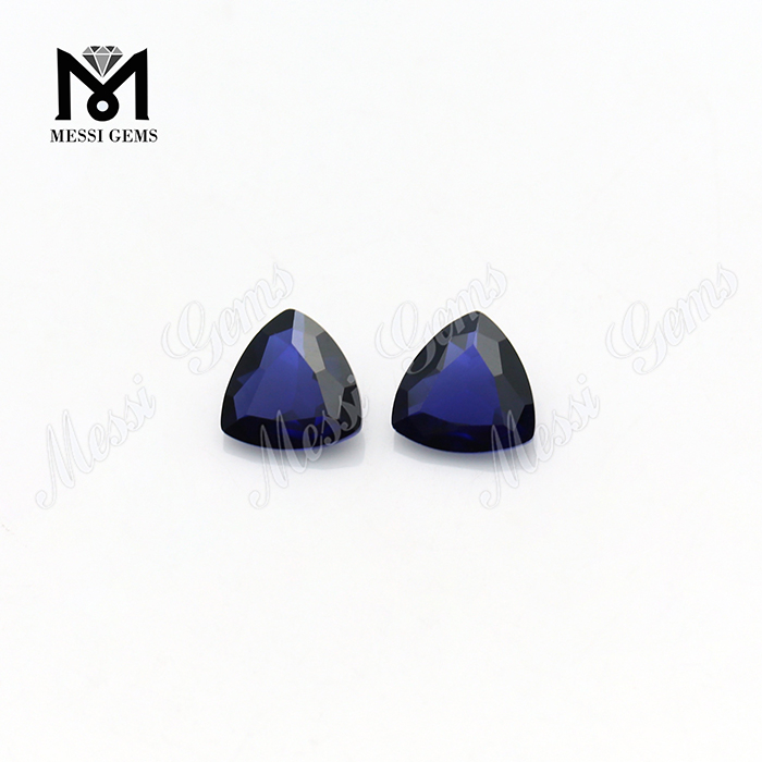 Corindón azul zafiro cultivado en laboratorio de 8,0 mm de corte triangular # 34