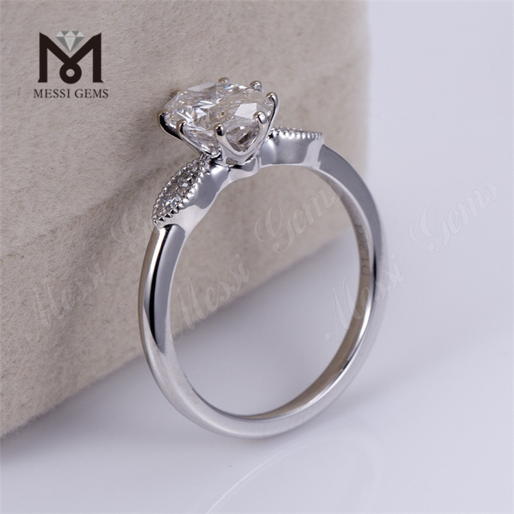 Tres anillos de compromiso ovalados de oro blanco de 18k de estilo clásico con diamantes cultivados en laboratorio