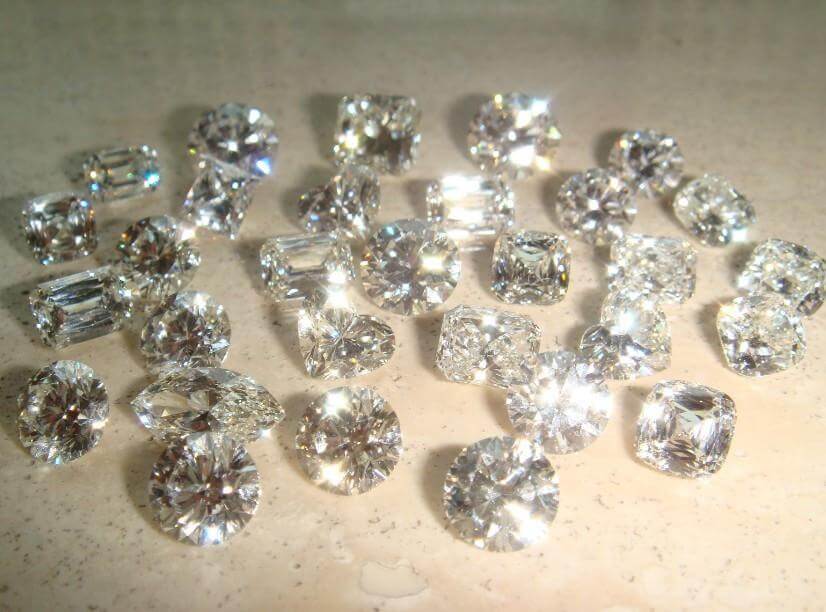 ¿Cuál es la diferencia entre un diamante cultivado en laboratorio y un diamante natural?