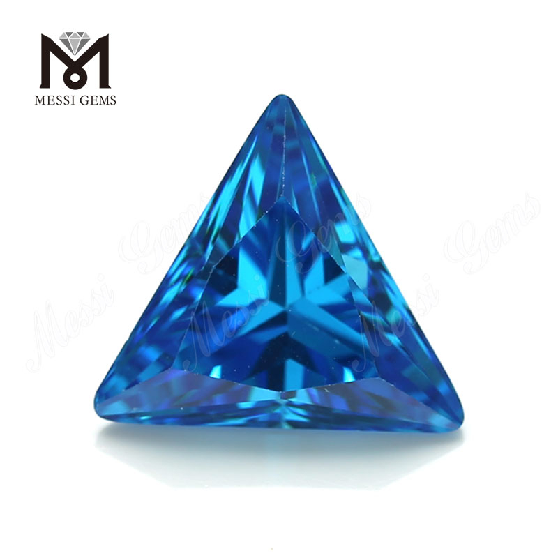 Piedras de zirconia cúbica en forma de triángulo marino Aqua 12x12mm CZ gemas sueltas