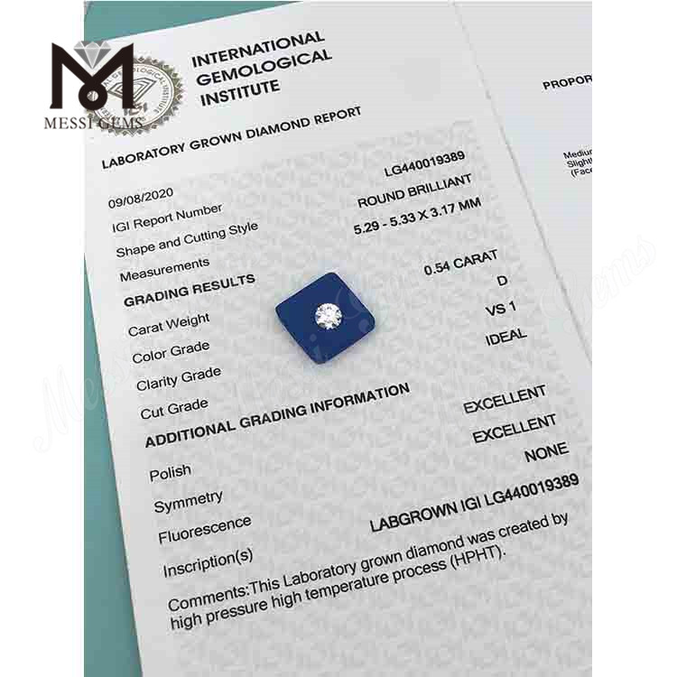 Diamantes manufacturados redondos BRILLIANT EX de 0,54 quilates D VS1 a la venta