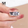 Anillos de compromiso de talla esmeralda con diamantes cultivados en laboratorio IGI de color E de 1 ct