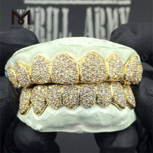 Grillz de dientes de oro de 18 quilates personalizado Grillz de diamante Moissanite