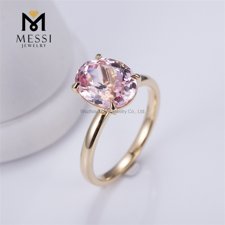 Anillo solitario de oro amarillo con diamantes cultivados en laboratorio de color rosa de 3 quilates