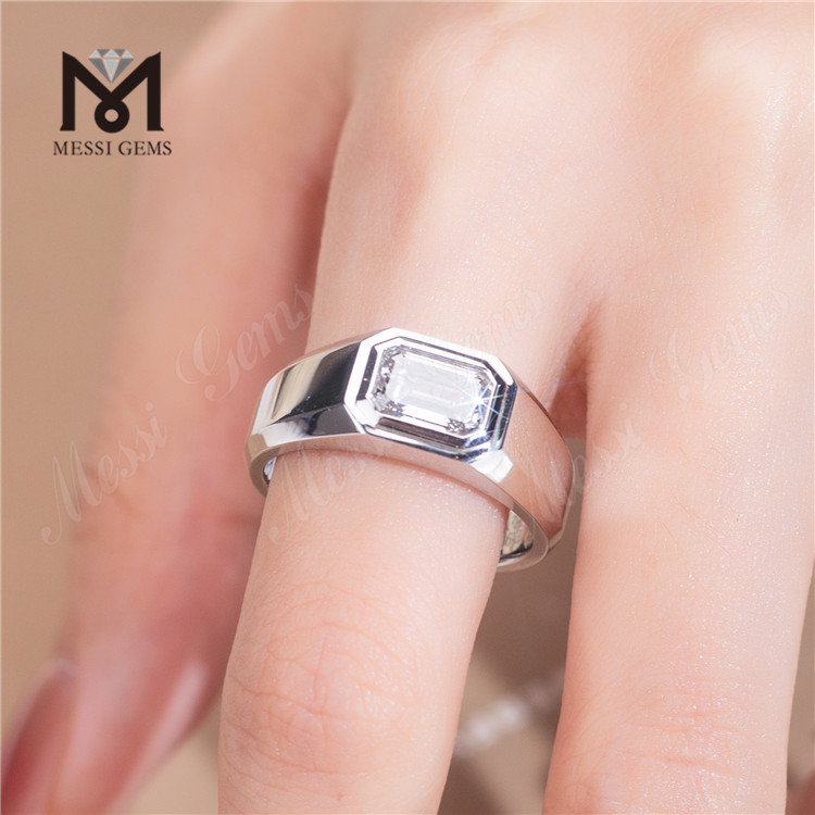 anillo de diamantes talla esmeralda