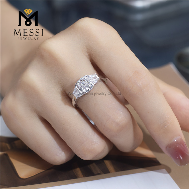 anillo de bodas de diamantes hecho en laboratorio