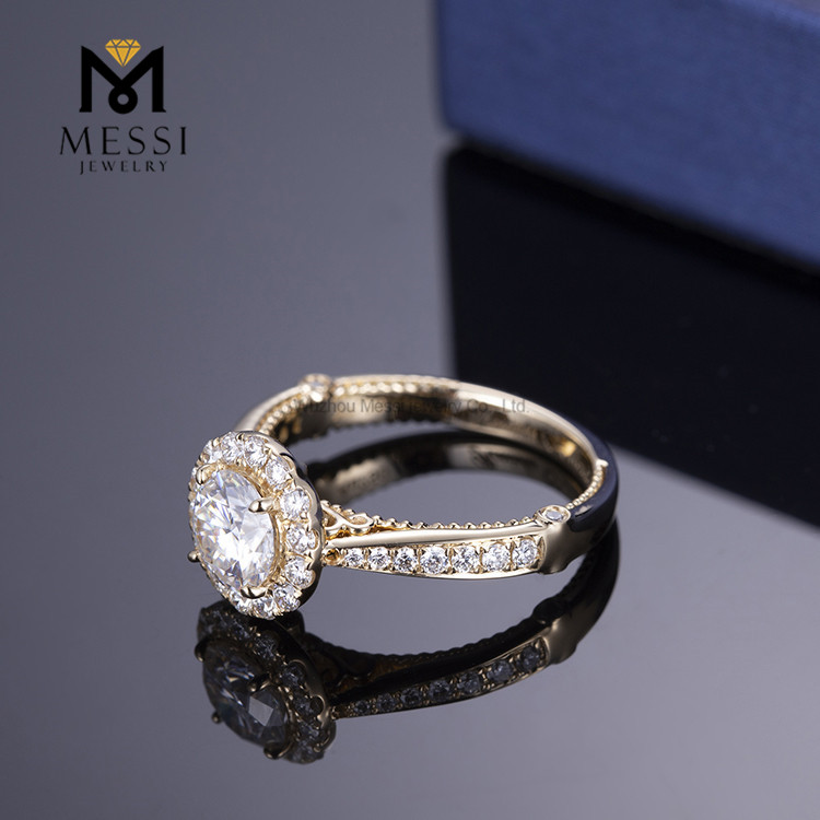 anillo de diamantes de laboratorio redondo