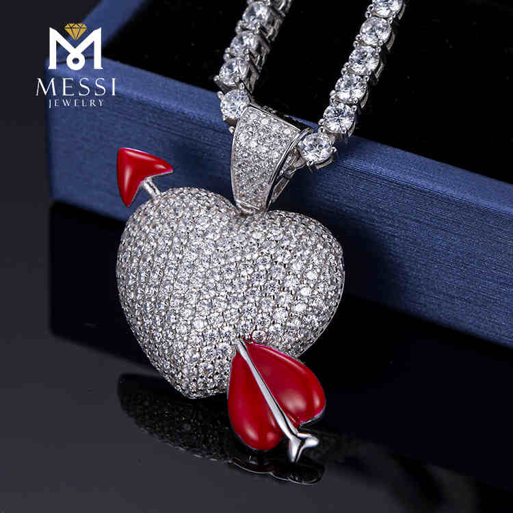 Corazón & Flecha Hip-Hop rapero Moissanite colgante de piedra para la venta