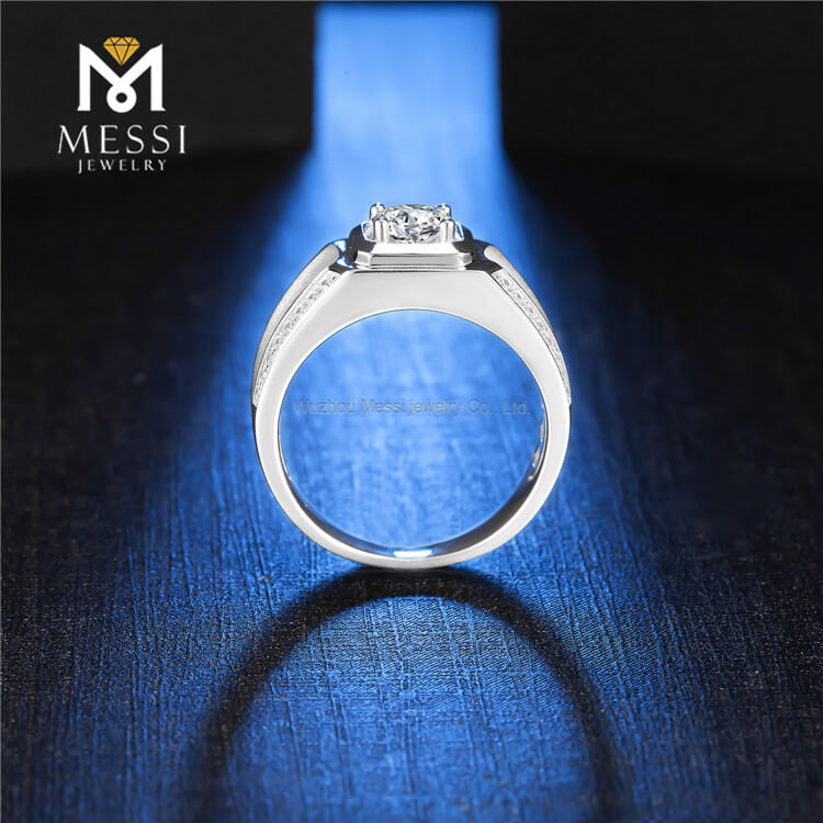 Compromiso de boda 14K 18k chapado en oro 925 anillos de plata esterlina 2CT 8mm Moissanite Man Ring